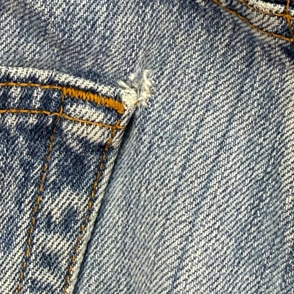 Levis 501-0193 Mens‎ Vintage 1996 Made in USA Light Wash Straight Jeans 34x32